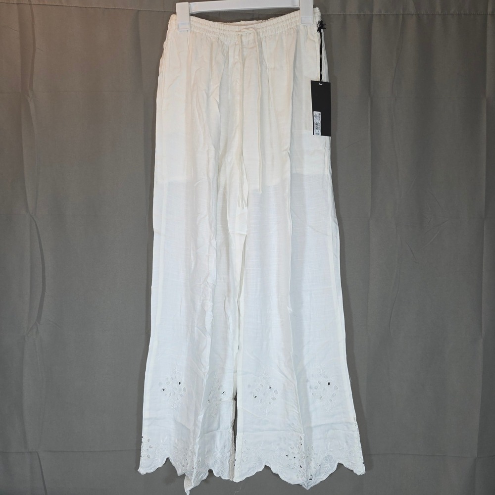 Future Collective Cream Eyelet Scalloped Wide Leg Pants Medium NWT